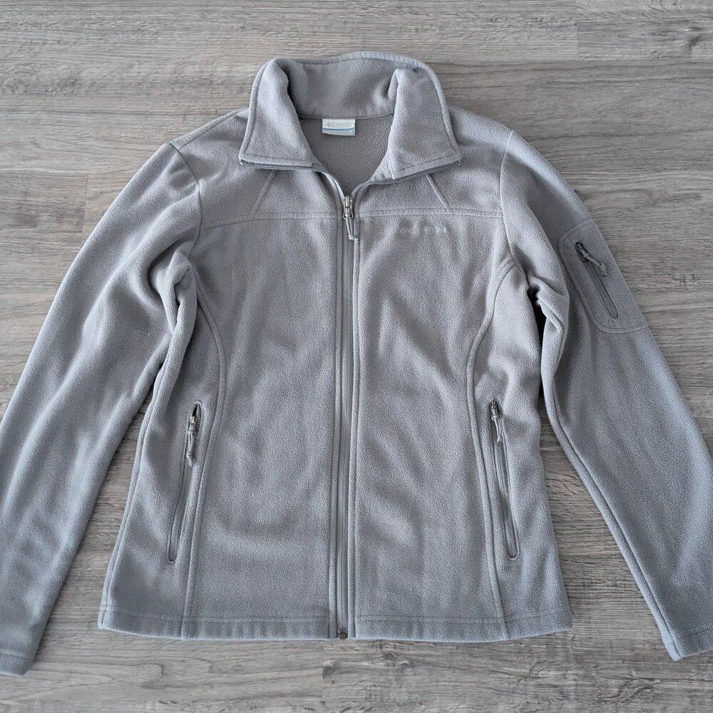 Columbia Full-Zip Fleece Jacket - Women's Medium - M.